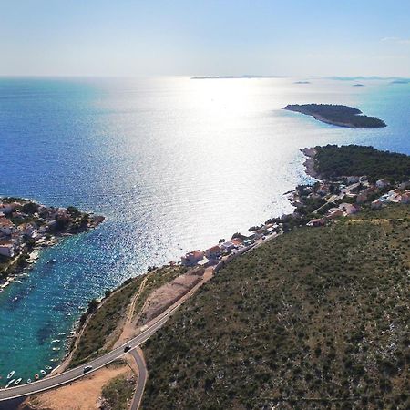 Apartments By The Sea Bilo, Primosten - 4191 Esterno foto